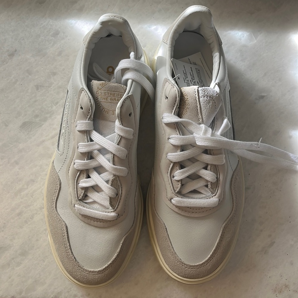 Never-worn Adidas SC Premiere with tags!